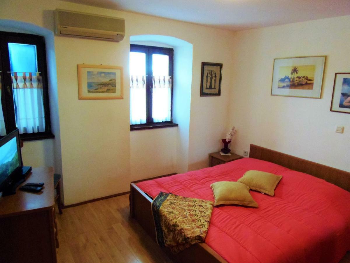 Apartment Noemi Медулин Экстерьер фото
