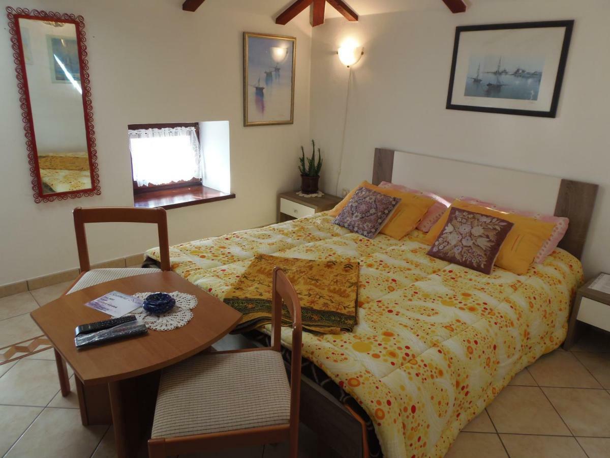 Apartment Noemi Медулин Экстерьер фото